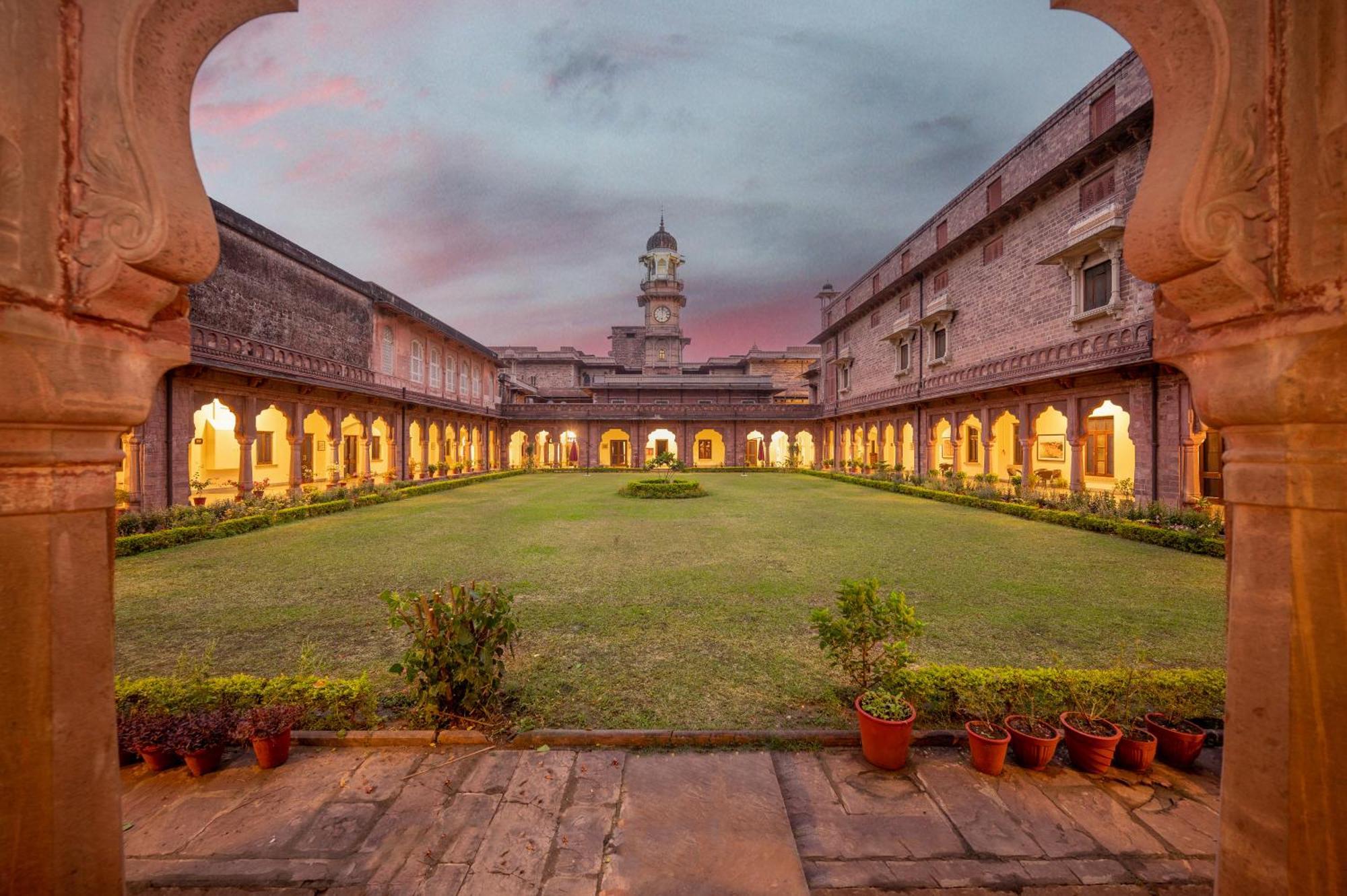 Umed Bhawan Palace, Kotah Exterior foto